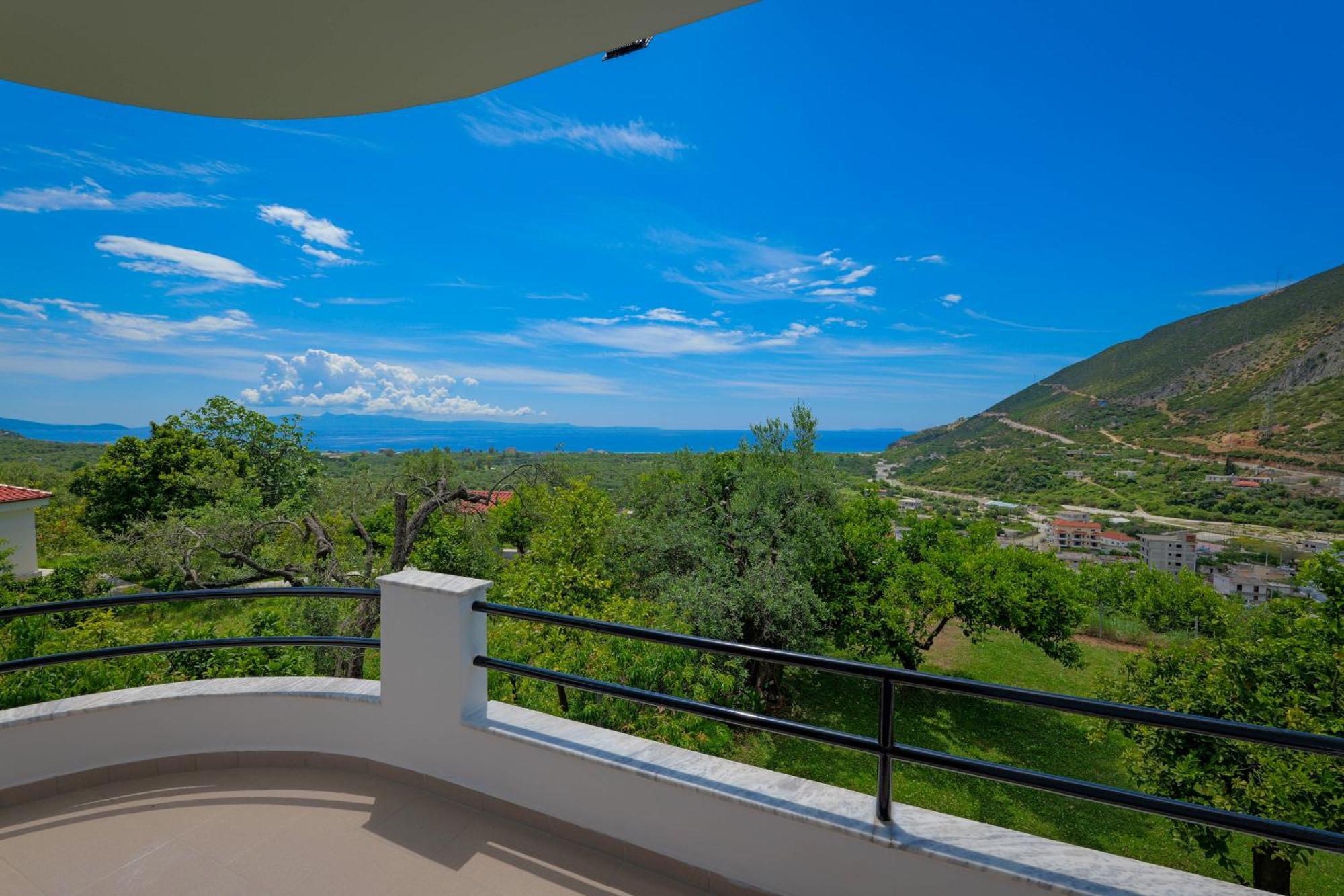 Villa Pargua Borsh Exterior photo